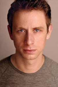 Alex Hanna in Young Mom