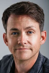 Ryan King in 9 Lives