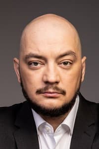 Roman Yunusov in Женщины против мужчин