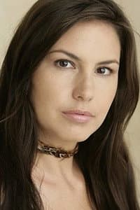 Delanna Studi in The Heart Stays