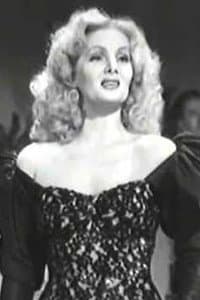 Tana Lynn in El niño y la niebla