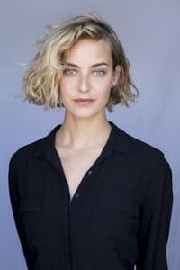 Éliane Préfontaine in Sashinka