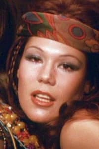 Kali Hansa in La endemoniada