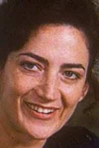 Paola Iovinella in I buchi neri
