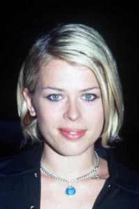 Amanda de Cadenet in Mascara