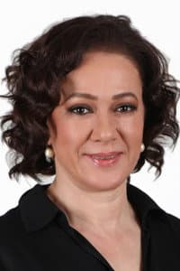 Bennu Yıldırımlar in Making of The Wild Pear Tree