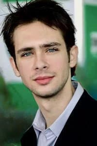 Scott Mechlowicz in Mad Genius