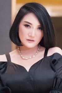 Kiki Amalia in Wakaf