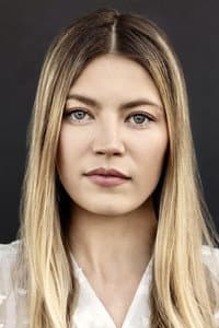 Hannah McKechnie in Exit Fee