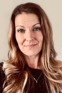 Sanne Mikkelsen in Birthe Kjær på Plænen