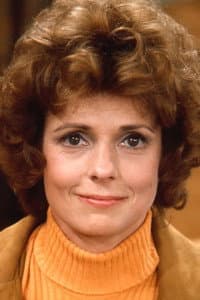 Joan Hotchkis in Breezy