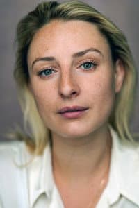 Lois Brabin-Platt in The Bezonians