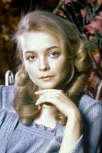 Natalya Vavilova in По улицам комод водили...