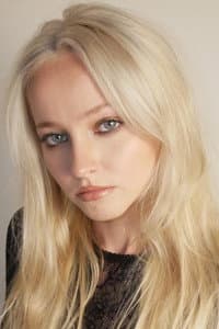 Madison Wolfe in The Man in the White Van