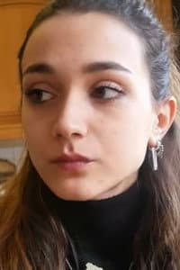 Elisa Guida in Tre amiche