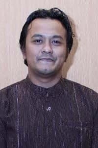 Dicky Chandra in Modal Dengkul