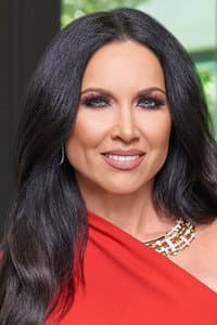 Leeanne Locken Emberlin in Chariot