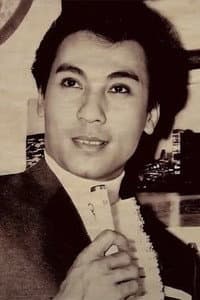 Hung Cuong in Nắng Chiều