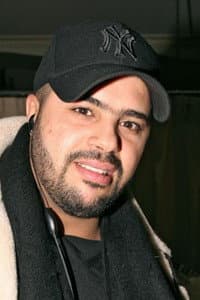 Momo Debbouze in Les Mythos