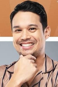 Marc Acueza in Ang Tanging Ina Mo (Last na 'To!)