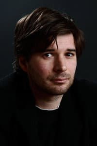 Alexandru Mihăescu in O poveste de dragoste, Lindenfeld