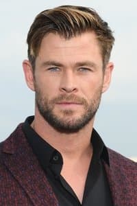 Chris Hemsworth in Team Thor: Part 2