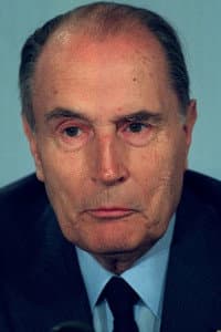 François Mitterrand in Cérémonie d'ouverture des 16èmes Jeux Olympiques d'hiver à Albertville