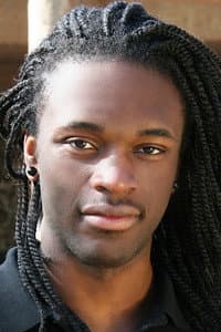 Greg Wamba in Bites de Dinosaures 3