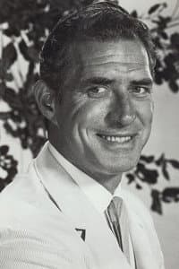 Jock Mahoney in Overland Pacific