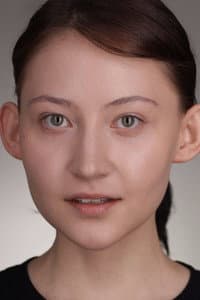 Karina Sultan in Сиять