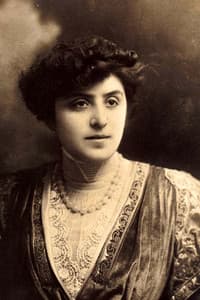 Véra Sergine in La Grande Bretèche