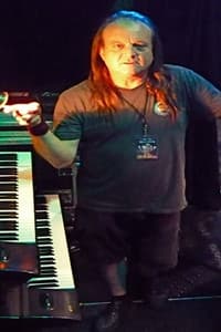 Michael Kenney in Iron Maiden: Live At Ullevi