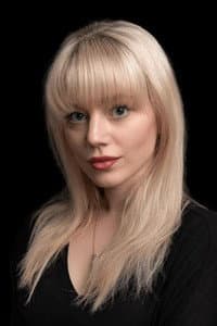 Karina Rezner in Dziewczyna influencera