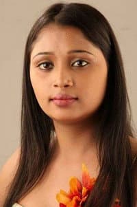 Jothisha in Pei Irukka Illaya