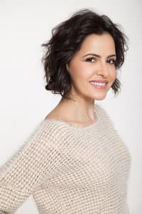 Amanda Mirasci in Todo Clichê do Amor