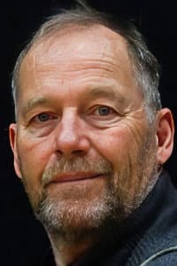 Árni Pétur Guðjónsson in Handlaginn maður handa mömmu