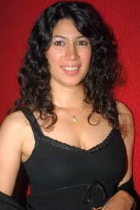 Shivani Tanksale in Haircut