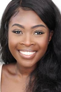 Queeny Kuffour in Christmas in Paris