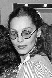 Regina Chaves in Ele, Ela, Quem?