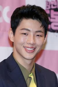 Kim Ji-soo in Seoul Mates