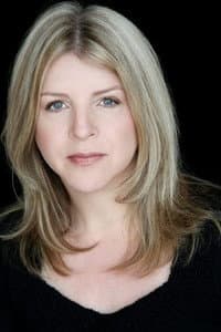 Stephanie Cannon in Wavelength
