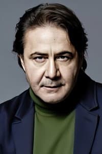 Hakan Meriçliler in Hayalet: 3 Yaşam