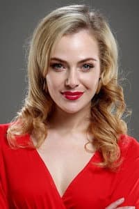 Jessica Marais in Carlotta