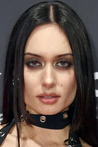 Kayla Shyx in Eine bessere Welt
