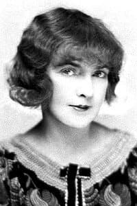 Fannie Ward in The Yellow Ticket
