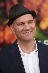 Mike O'Malley in After All