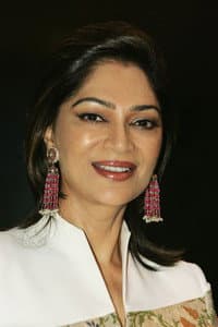 Simi Garewal in Teen Devian