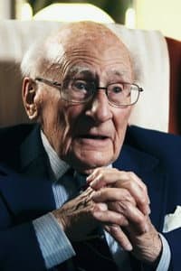 Jack Lyon in Digging The Great Escape