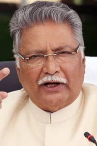 Vikram Gokhale in Kunku