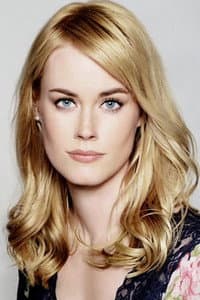 Abigail Hawk in Daruma